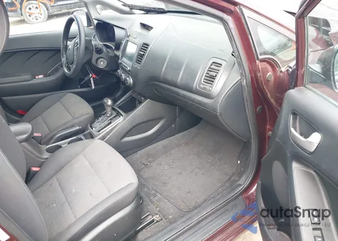 2018 Kia Forte Lx z USA, uszkodzony, nr VIN 3KPFL4A74JE194447